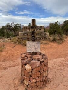 Read more about the article Courthouse Butte Loop Trail