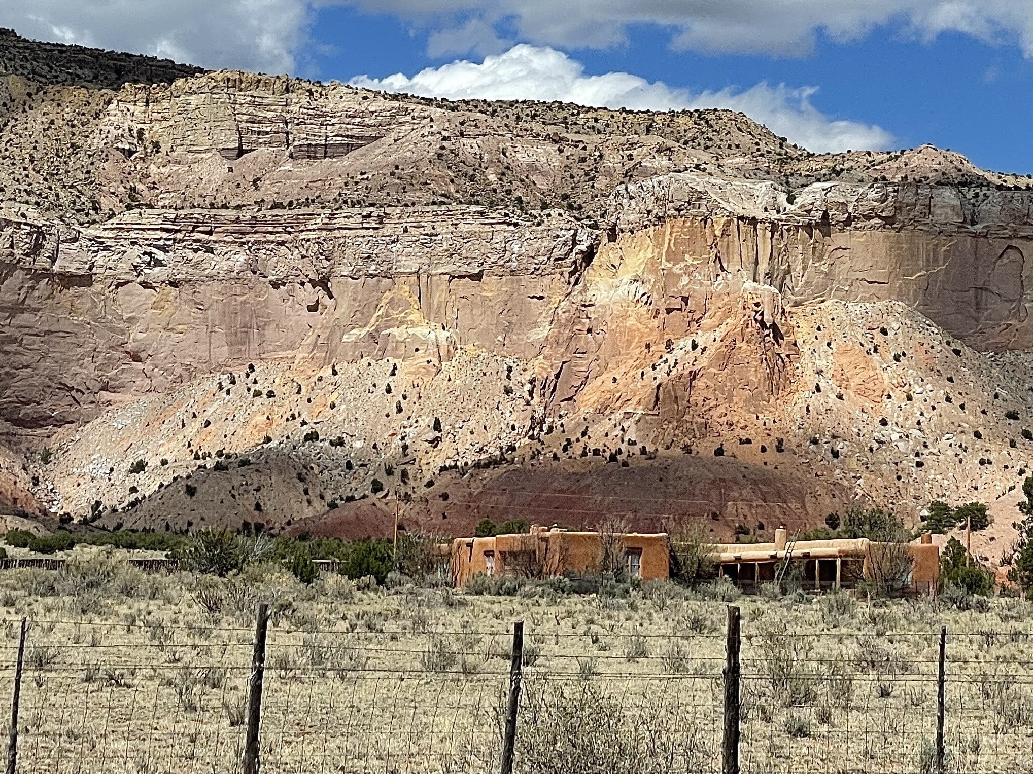 Read more about the article Ghost Ranch, Georgia O’Keeffe