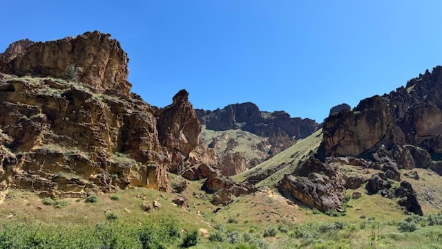 You are currently viewing Wow!  Leslie Gulch, Oregon!