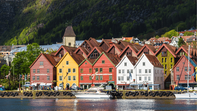 Read more about the article Oslo to Bergen: Norway’s Scenic Train & City Adventures!